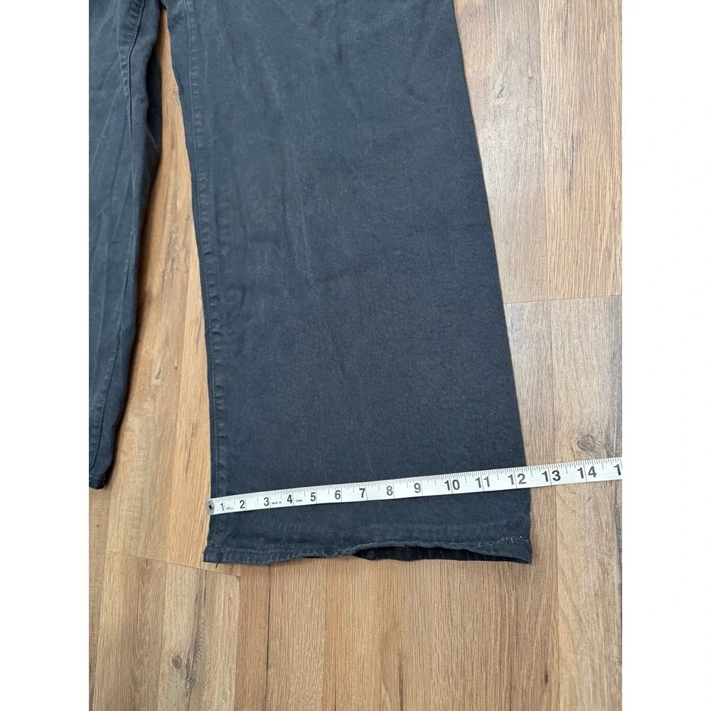 Universal Thread classic flattering